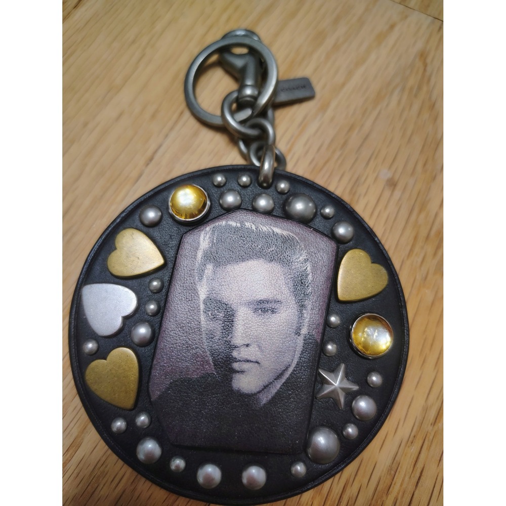 Coach Elvis Presley Love Me Tender Leather Bag Charm Keychain Black Gold Rare - Picture 2 of 7